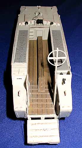 Mach 2 MACHAR03 1:72 British L.C.A