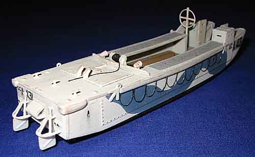Mach 2 MACHAR03 1:72 British L.C.A