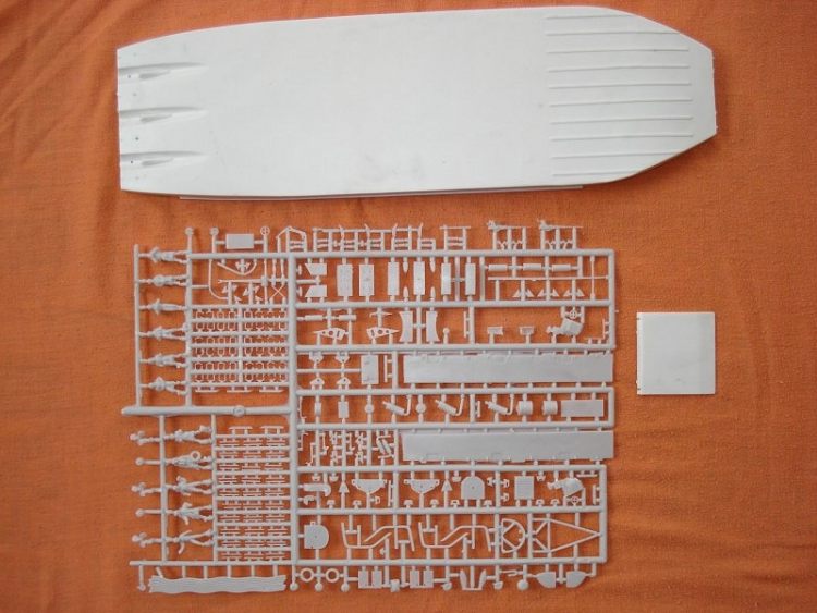 Mach 2 MACHAR06 1:72 LCT6 WWII landing craft