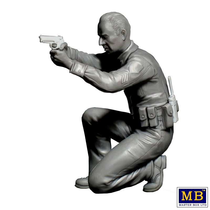 Master Box MAS24064 Heist No.1 Police Figures 1:24