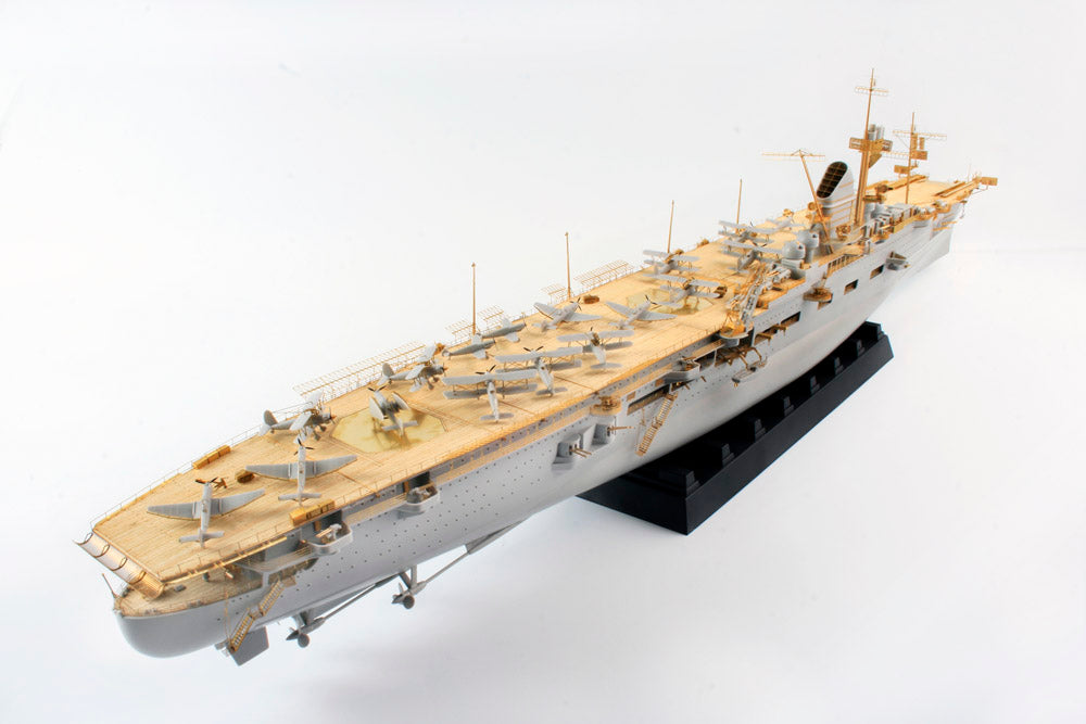 Mk.1 Design MD-35028 1:350 DKM GRAF ZEPPELIN DX
