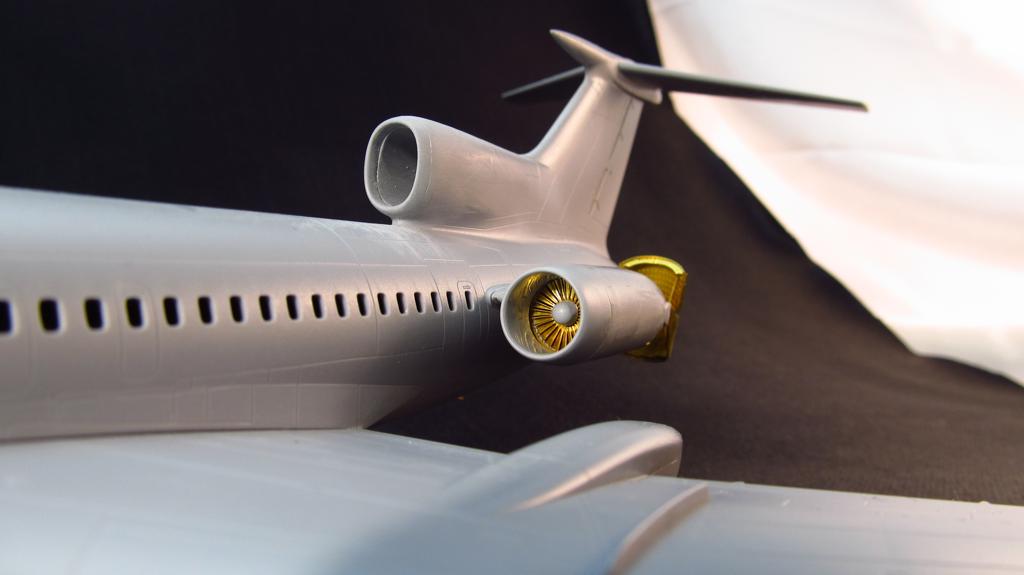 Metallic Details MDMD14402 1:144 Tupolev Tu-154M