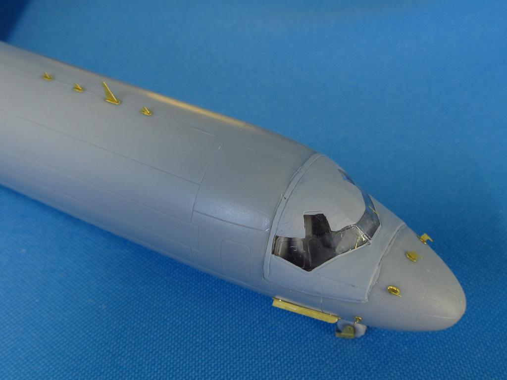 Metallic Details MDMD14427 1:144 McDonnell-Douglas MD-87