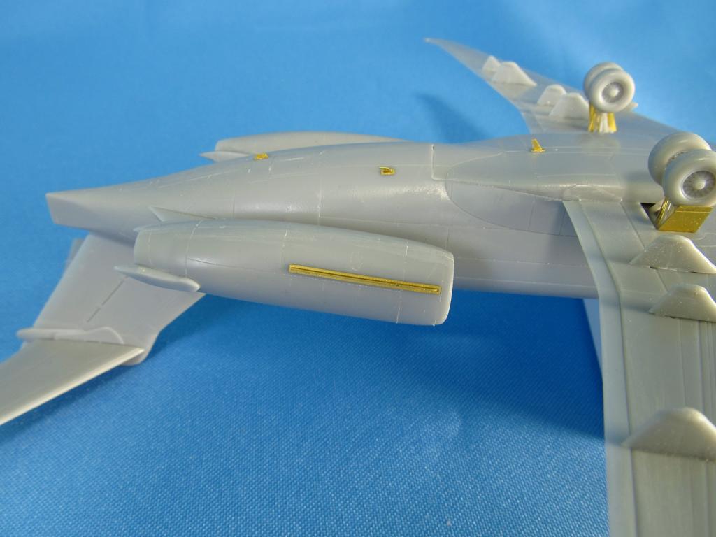 Metallic Details MDMD14427 1:144 McDonnell-Douglas MD-87