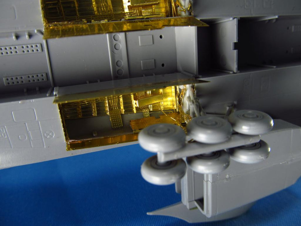 Metallic Details MDMD14436 1:144 Tupolev Tu-160