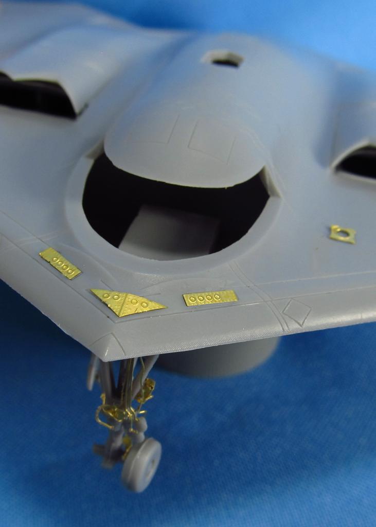 Metallic Details MDMD14438 1:144 Northrop B-2A Spirit Stealth