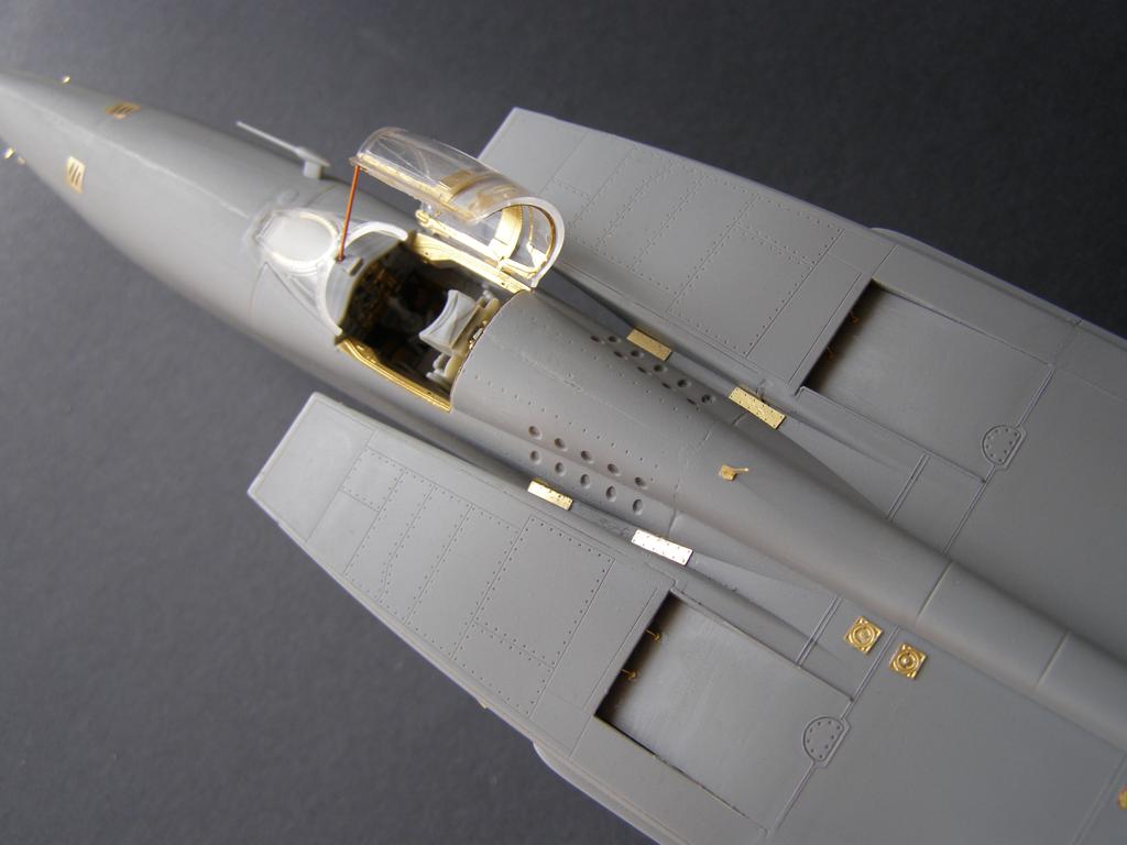 Metallic Details MDMD4823 1:48 Mikoyan MiG-25RBT/RB/PD/RBF exterior