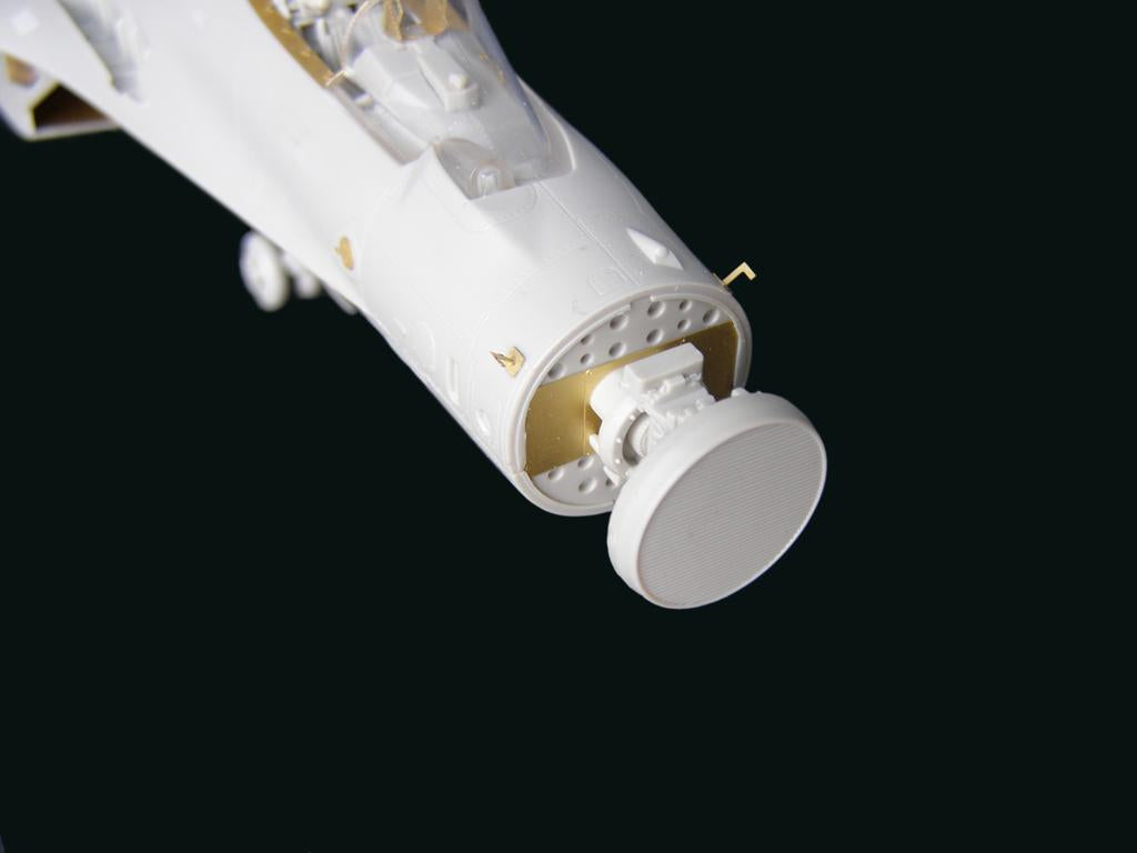 Metallic Details MDMD4826 1:48 Sukhoi Su-35 Flanker-E exterior