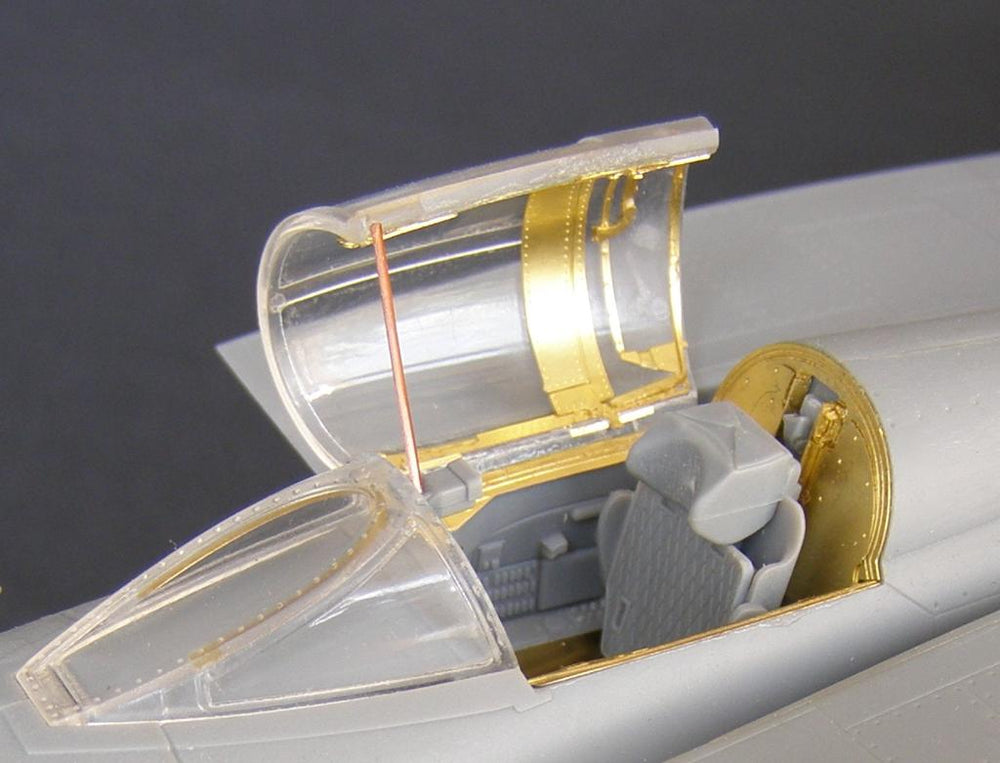 Metallic Details MDMD7214 1:72 Mikoyan MiG-25 cockpit interior