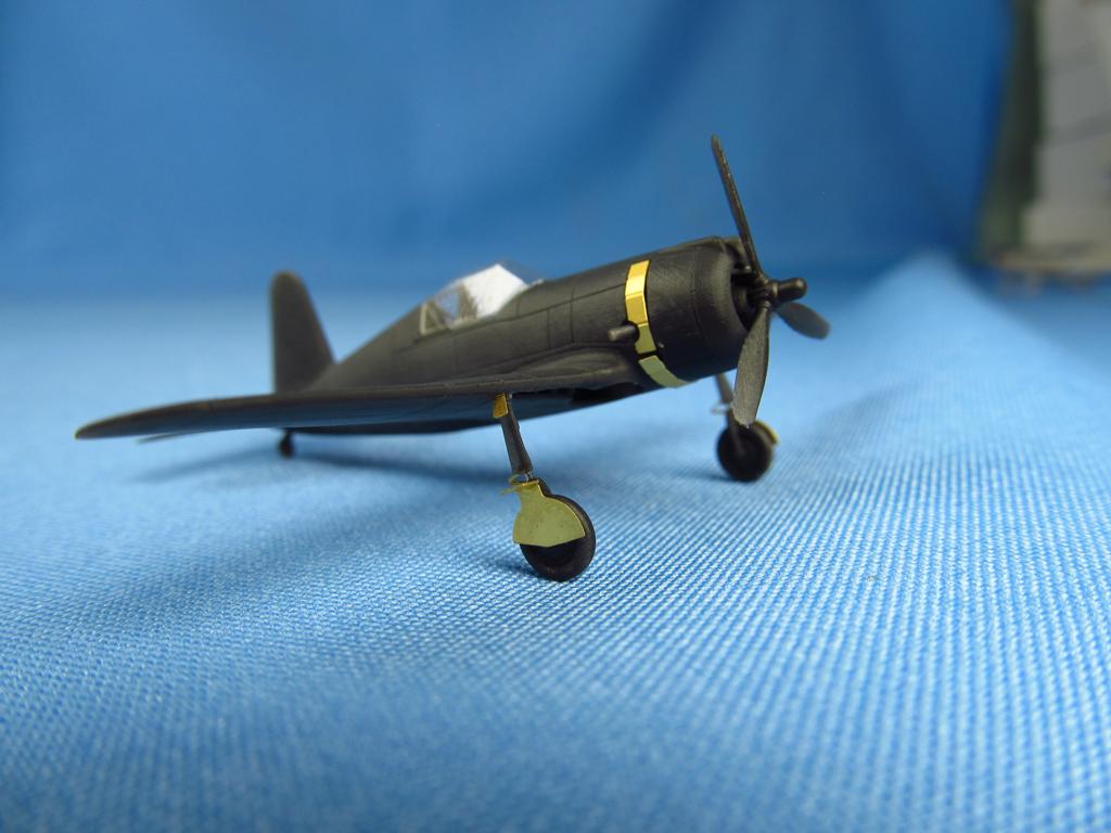 Metallic Details MDMDR14425 1:144 Vultee P-66 Vanguard