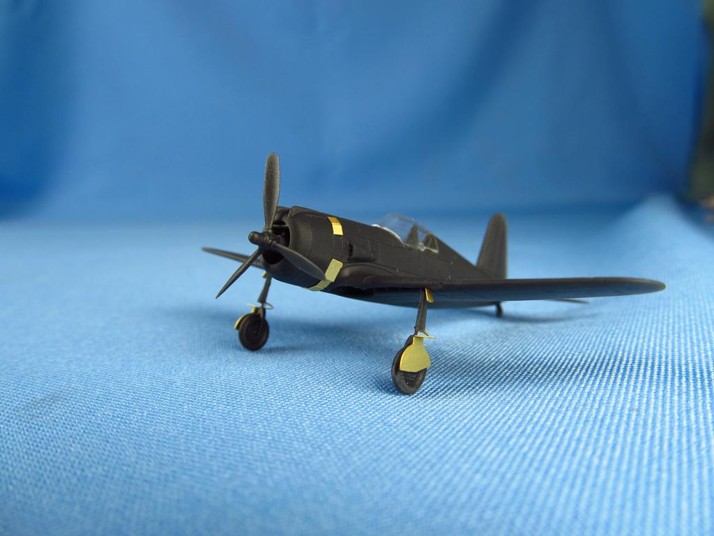 Metallic Details MDMDR14425 1:144 Vultee P-66 Vanguard