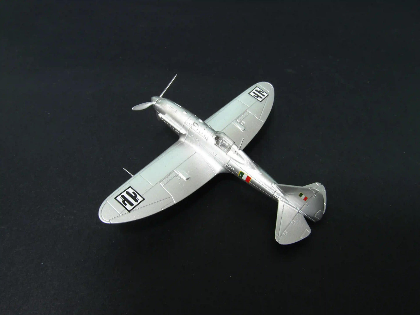 Metallic Details MDMDR14443 1:144 Reggiane Re.2005