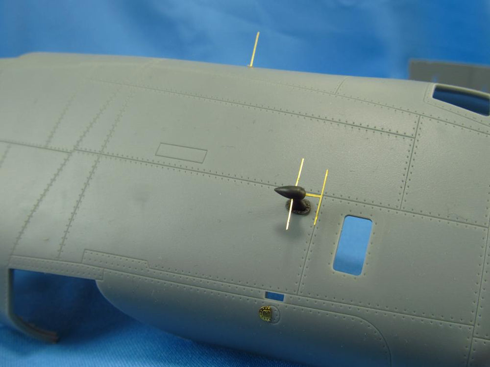 Metallic Details MDMDR3203 1:32 Consolidated B-24D/B-24J Liberator exterior