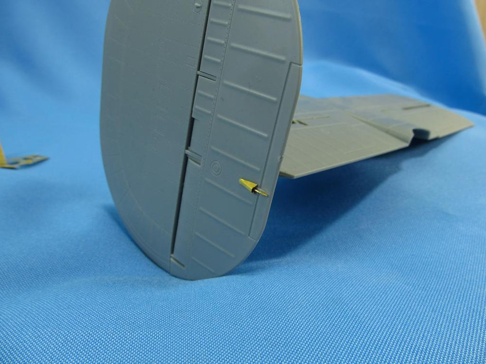 Metallic Details MDMDR3203 1:32 Consolidated B-24D/B-24J Liberator exterior