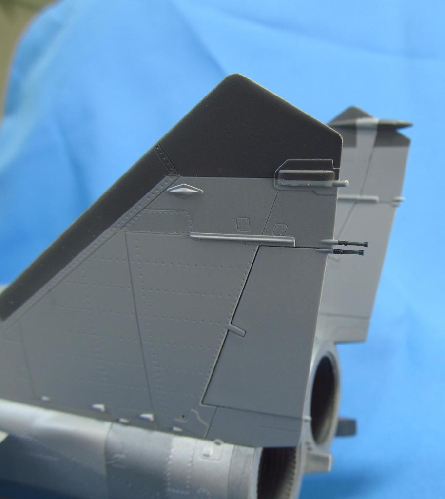 Metallic Details MDMDR3210 1:32 Static discharger type 1 Set contains