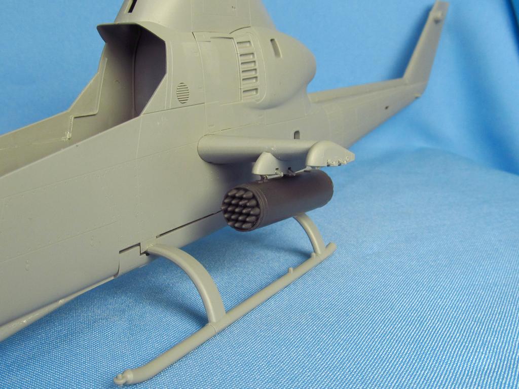 Metallic Details MDMDR3216 XM159 2.75in Rocket Launchers x2 1:32