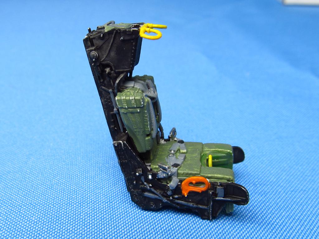 Metallic Details MDMDR3226 1:32 Ejection seat Martin-Baker GRU-7A x2 set