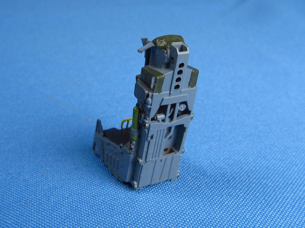 Metallic Details MDMDR3228 1:32 Ejection seat ACES II x 2 Set contains