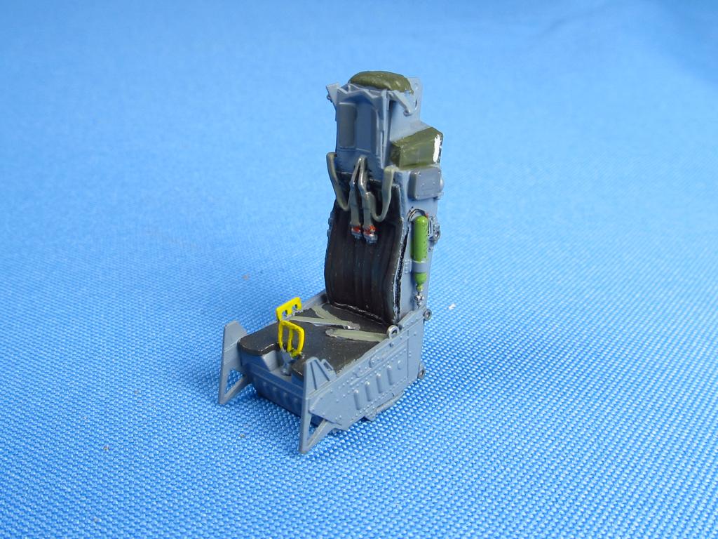 Metallic Details MDMDR3228 1:32 Ejection seat ACES II x 2 Set contains