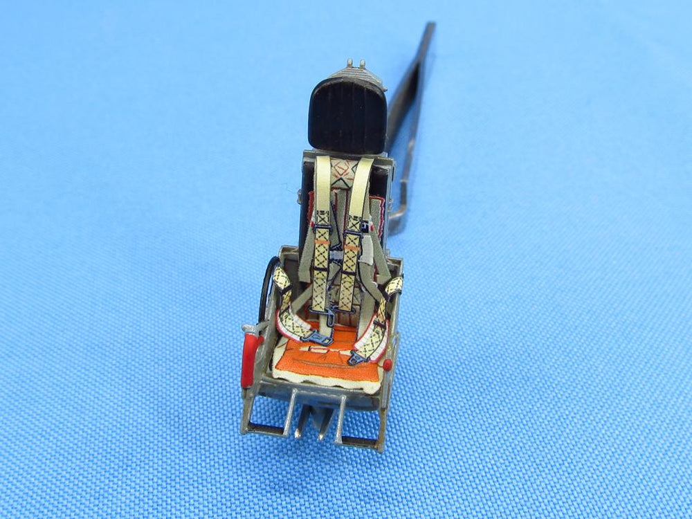 Metallic Details MDMDR3229 1:32 2 x Ejection seat KK-1