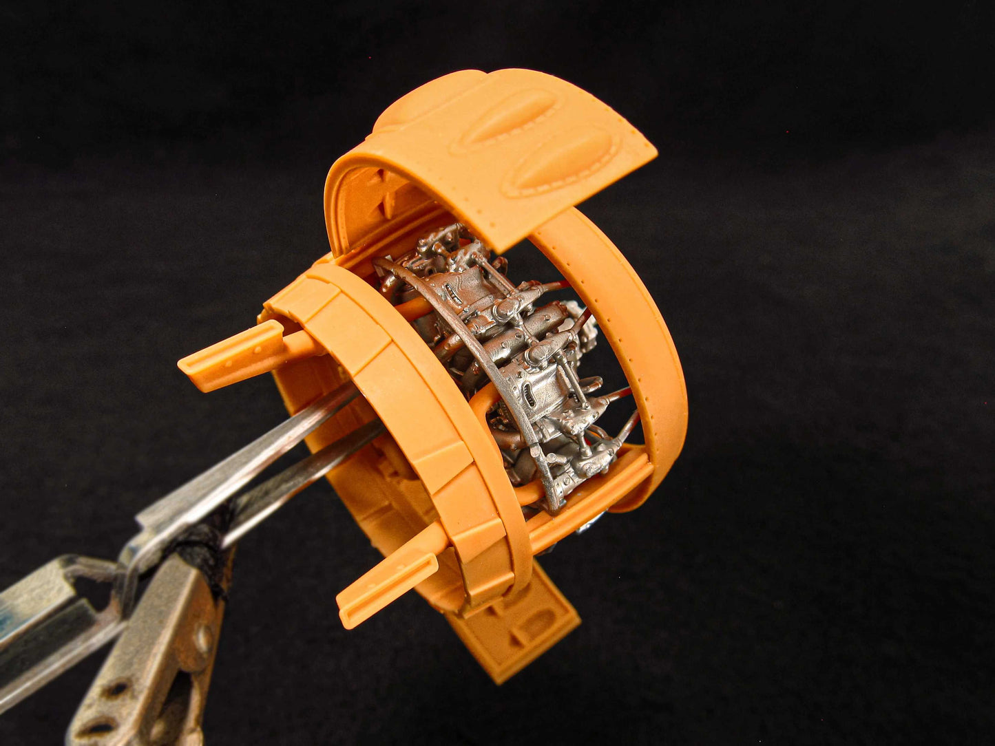 Metallic Details MDMDR3241 1:32 Arado Ar-196A-3 cowling and engine