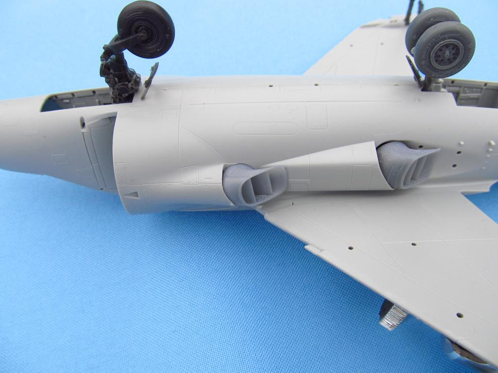 Metallic Details MDMDR48135 1:48 BAe Harrier GR.1/GR.3 Swivelling nozzles