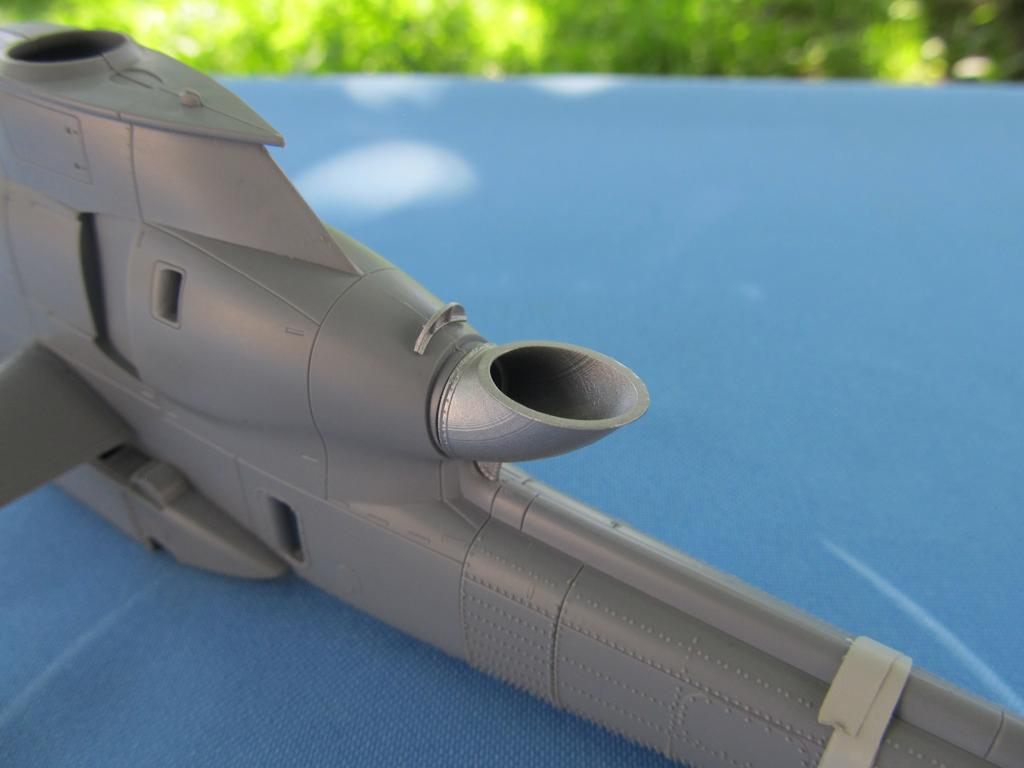 Metallic Details MDMDR48173 1:48 Bell AH-1G exhaust