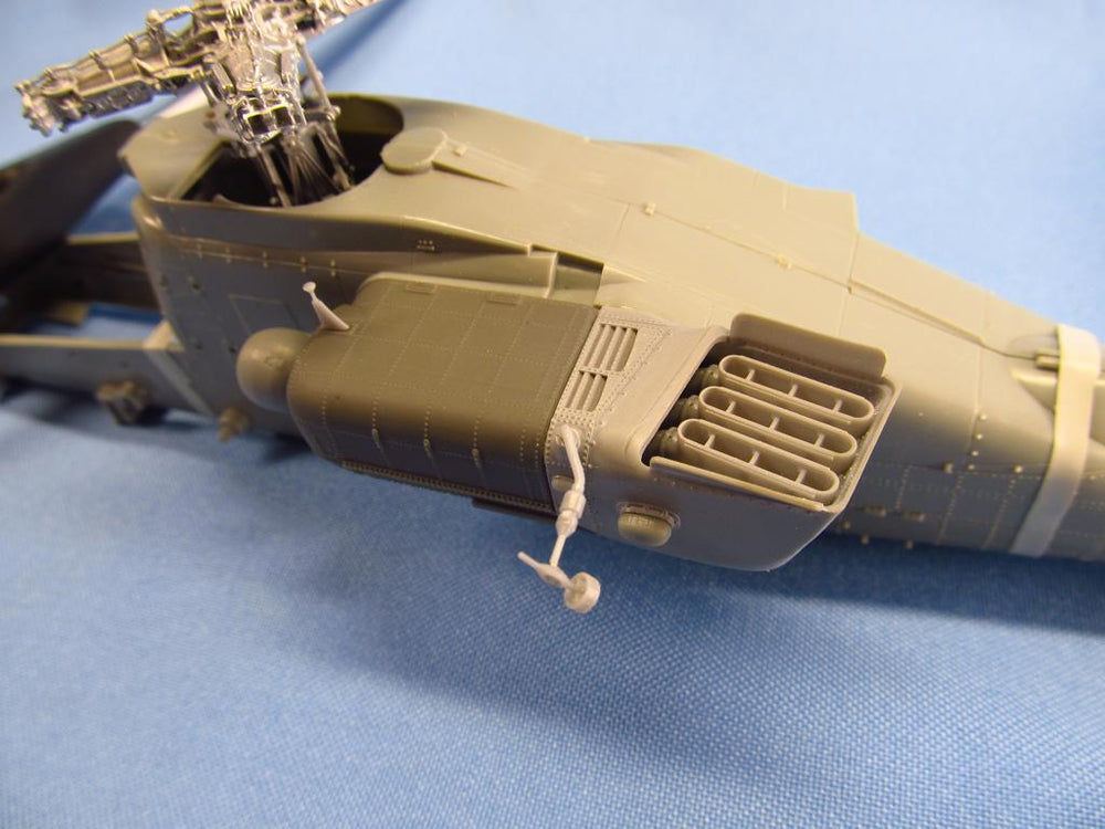 Metallic Details MDMDR48182 1:48 Bell/Boeing AH-64 E Apache engines