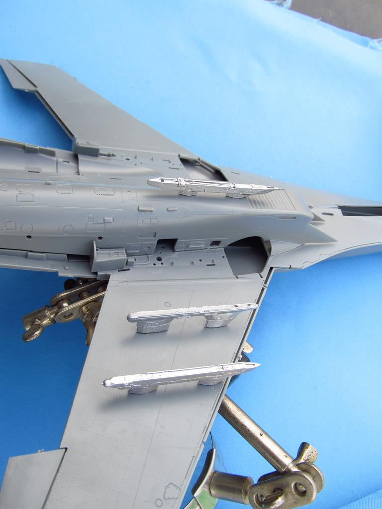 Metallic Details MDMDR48191 1:48 Sukhoi Su-27 Pylons Set contains