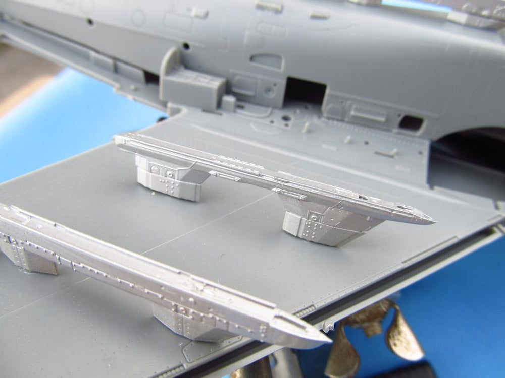 Metallic Details MDMDR48191 1:48 Sukhoi Su-27 Pylons Set contains