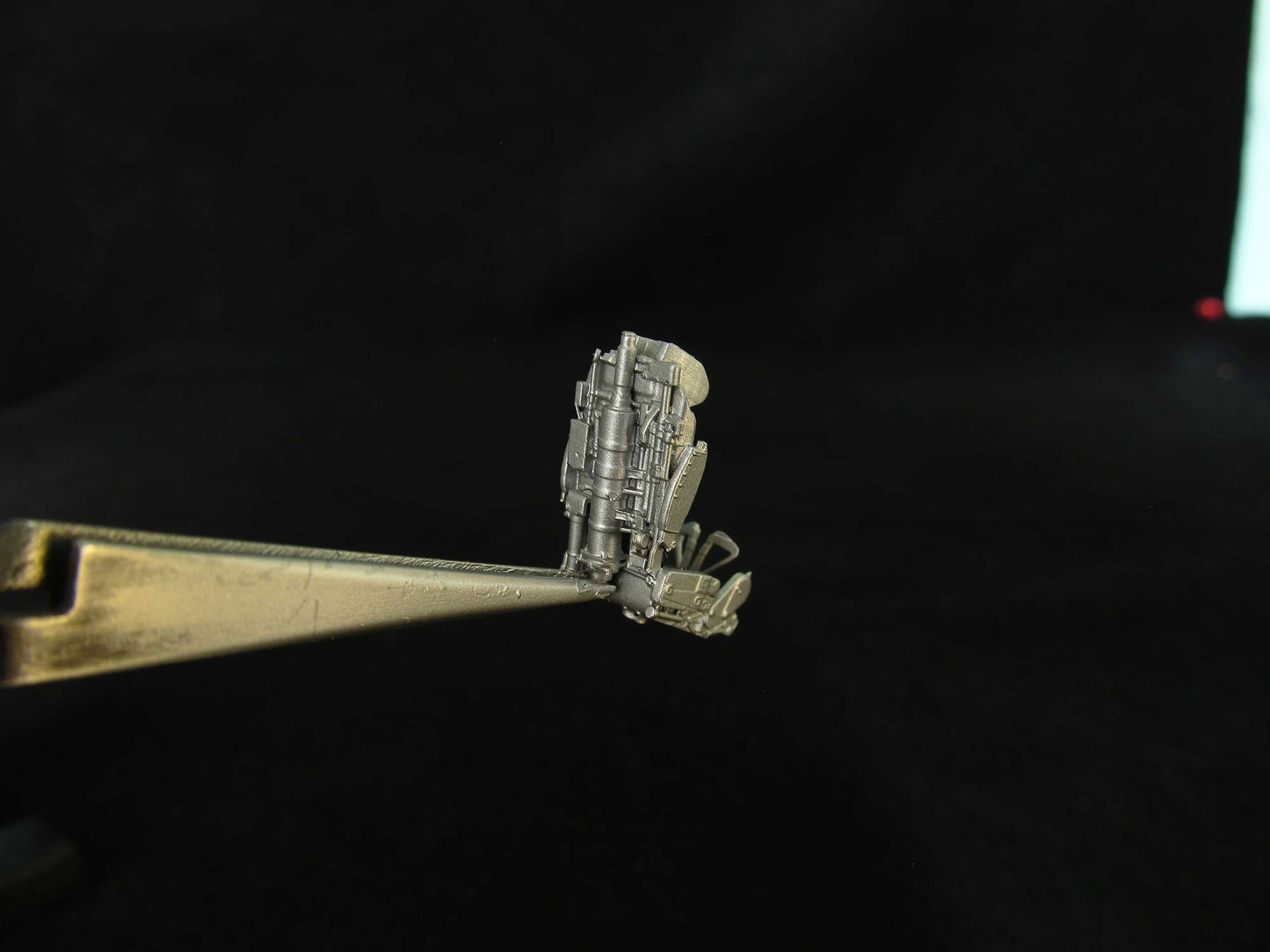 Metallic Details MDMDR48259 1:48 Ejection seat KM-1M x 2 with seatbelts
