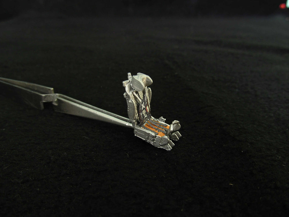 Metallic Details MDMDR48259 1:48 Ejection seat KM-1M x 2 with seatbelts