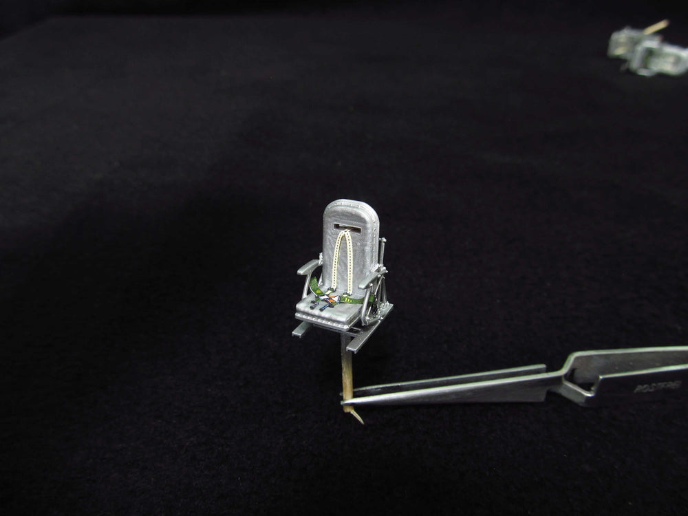 Metallic Details MDMDR48265 1:48 Martin B-26B Marauder seats x 2 with seatbelts