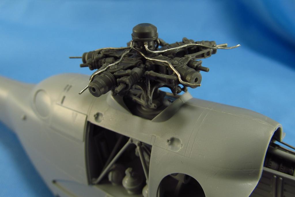 Metallic Details MDMDR4875 1:48 Mil Mi-35M Hind main rotor
