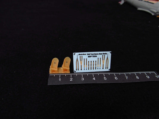 Metallic Details MDMDR72112 1:72 Hawker Hurricane seats x 2 & 3D seatbelts