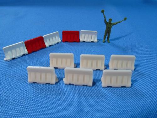 Metallic Details MDMDR7257 1:72 Water filled barriers