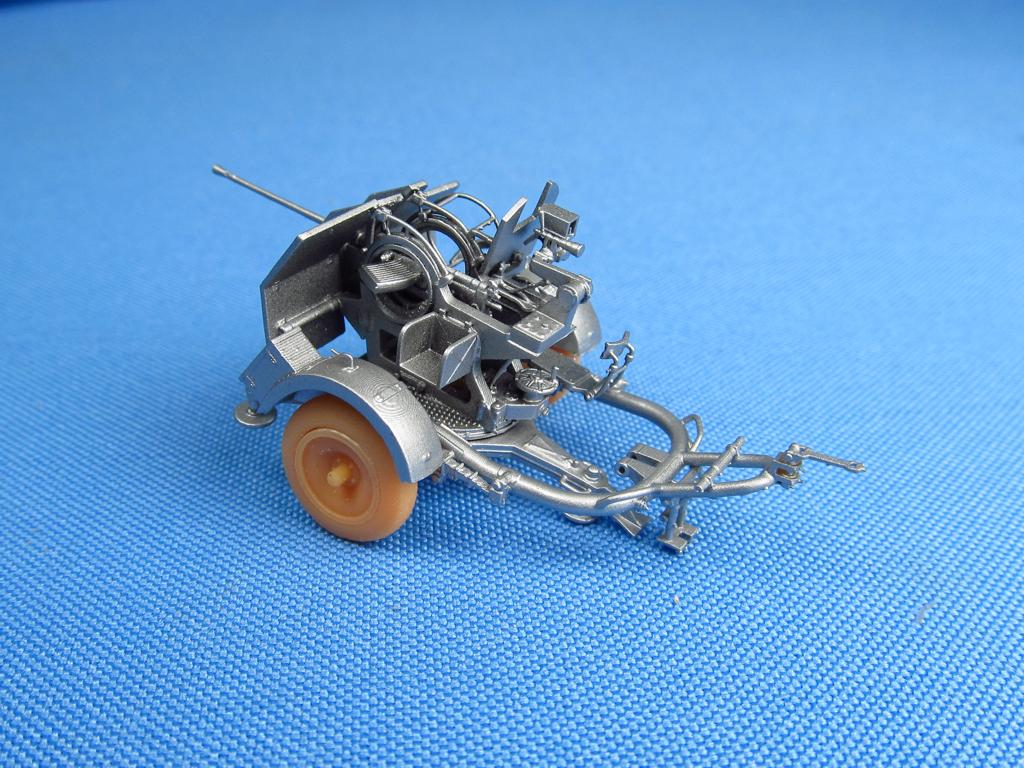 Metallic Details MDMDR7276 Flak 30/38 with Sd.Ah.51 Trailer 1:72
