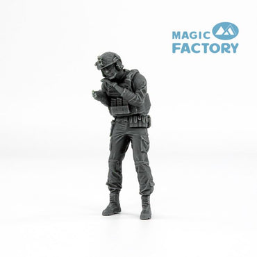 Magic Factory MF7502 1:35 MRZR D4 Ultralight Crew Set
