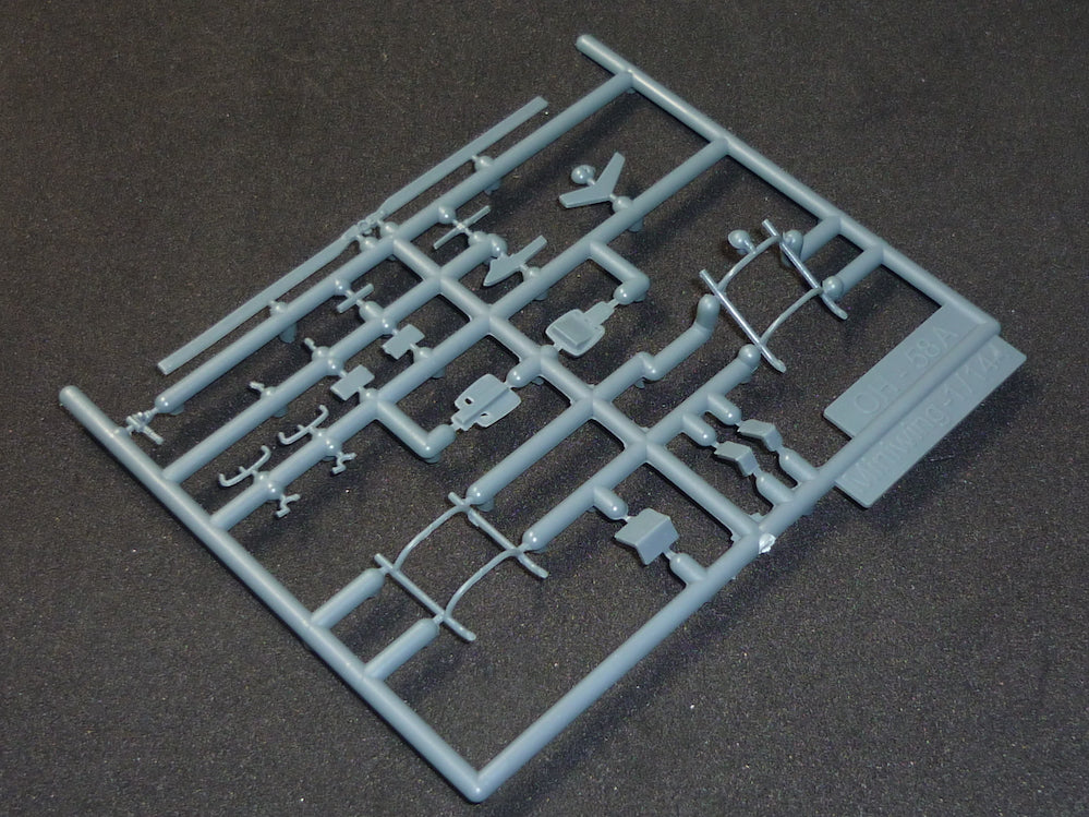 Miniwing-Plastic MINI370 Bell OH-58A Kiowa Middle East 1:144