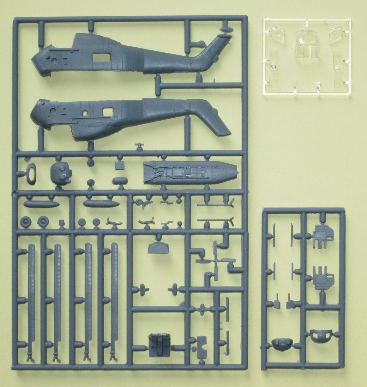 Mark I Models MKM144169L 1:144 Westland Wessex HU.5 'In Commando Role' bagged