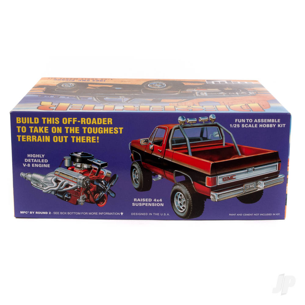 MPC 1:25 1984 GMC Pickup (White) 847