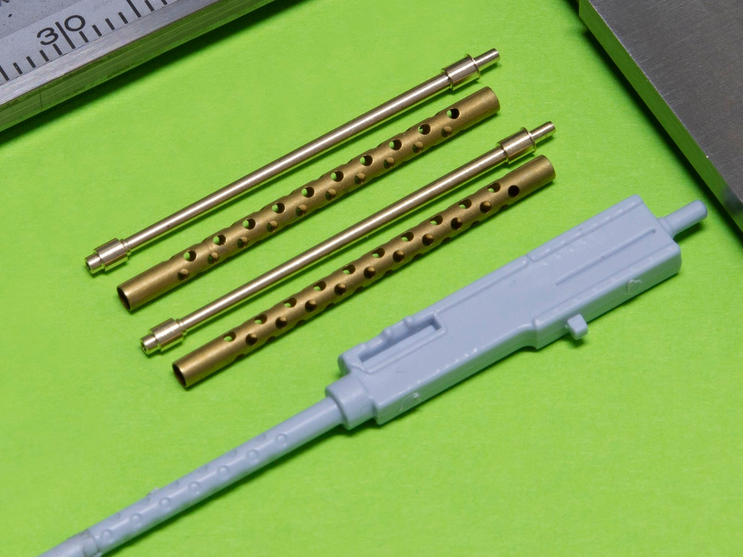 Master MR24-017 1:24 Browning M2 aircraft .50 caliber