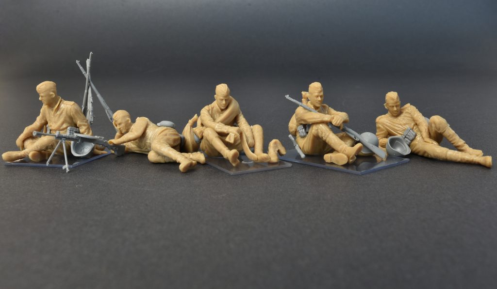 MiniArt MT35233 1:35 Soviet Soldiers taking a break
