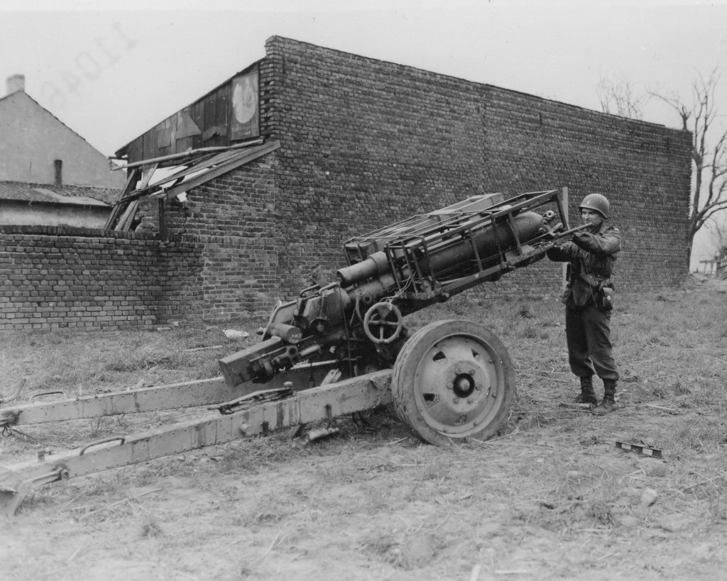 MiniArt MT35269 1:35 GERMAN ROCKET LAUNCHER with 28cm WK Spr & 32cm WK Flamm