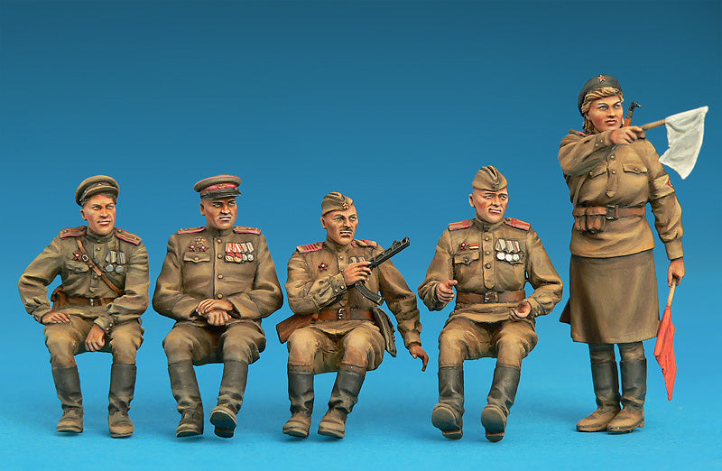 MiniArt MT35313 1:35 SOVIET JEEP CREW