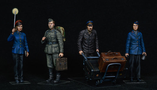 MiniArt MT38010 1:35 German Railway train station Staff 1930-40s Box