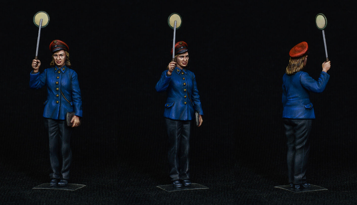 MiniArt MT38010 1:35 German Railway train station Staff 1930-40s Box
