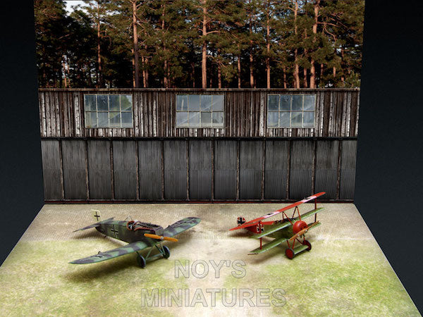 Noy's Miniatures NM14412 1:144 WWI Airfield Set with Bonus Backdrop