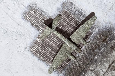 Noy's Miniatures NM72027 1:72 Winter WWII Luftwaffe Hardstand area