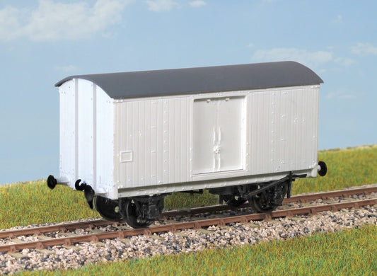 Parkside PC57 LNER/BR 10ton Fish Van HO/OO Gauge